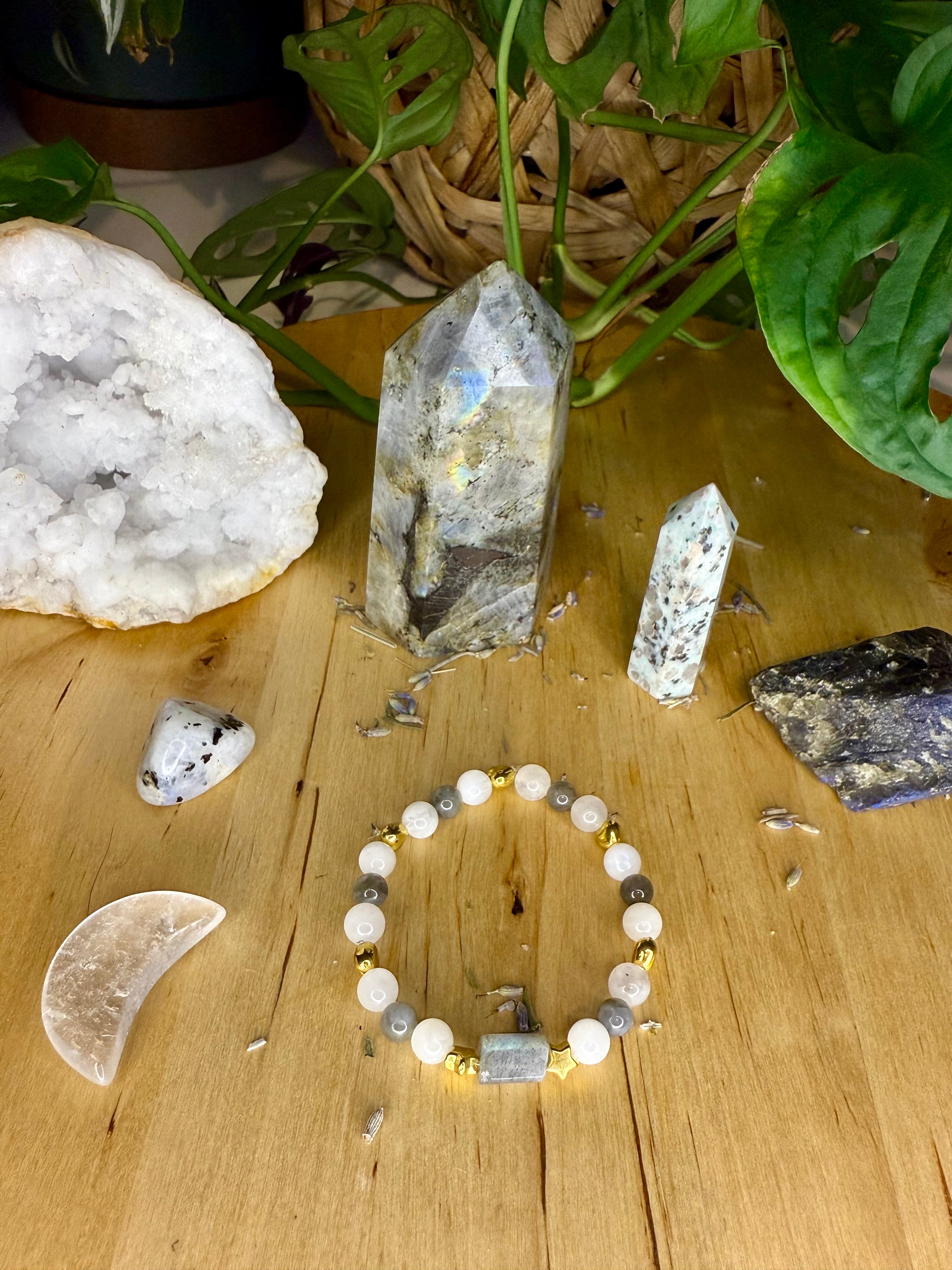 A Celestial union of Labradorite and Moonstone